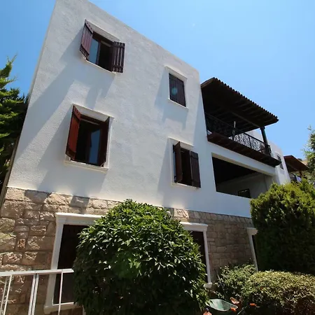 Guemuesluek Tramonto Evleri Apartamento *