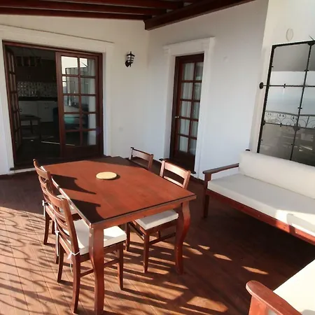 Apartamento Guemuesluek Tramonto Evleri